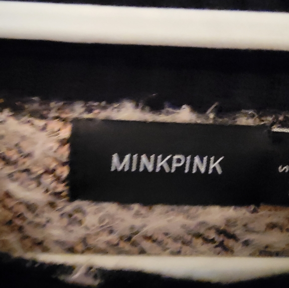 MinkPink eyelash leopard print sweater. S - Picture 5 of 5